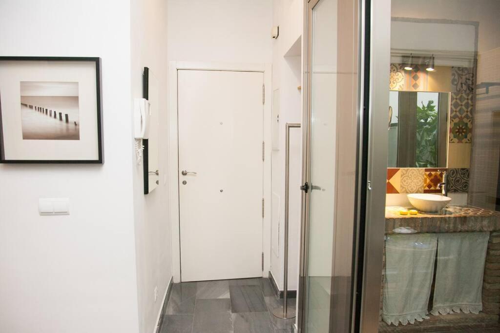 סביליה Beautiful Silent Apartment Private Parking מראה חיצוני תמונה